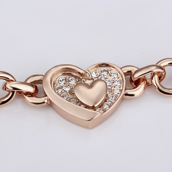 Armband mit Herzen
