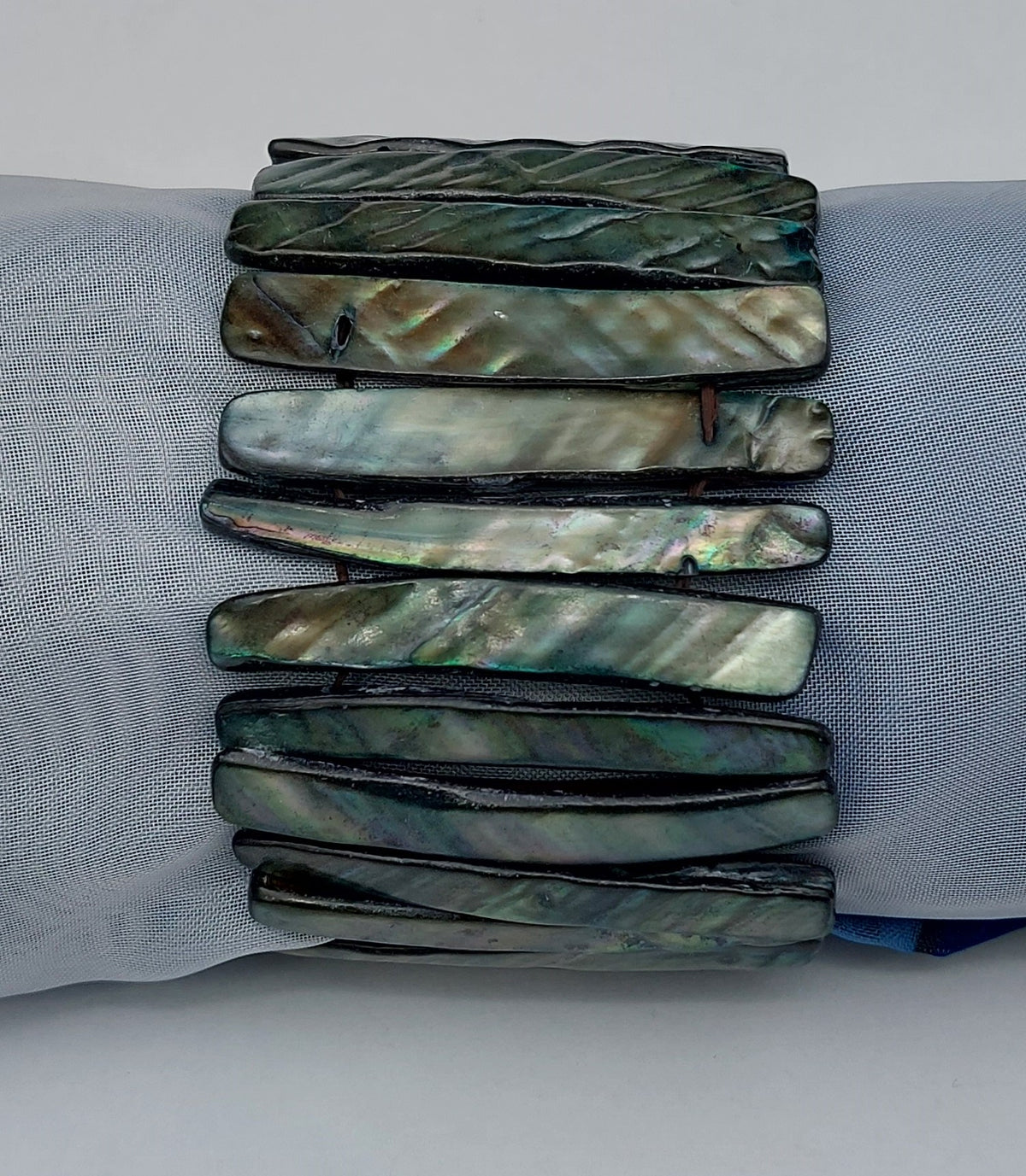 Armband aus Muscheln Dunkel