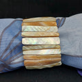 Armband aus Muscheln Beige