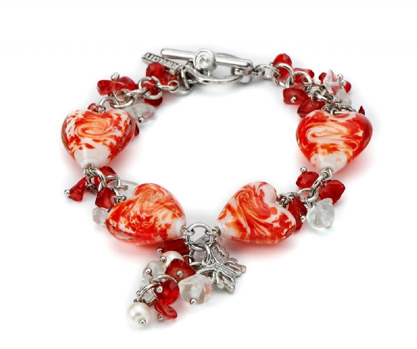 Armband mit Herzen